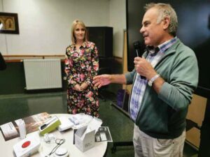El servicio de teleasistencia incorpora dispositivos digitales